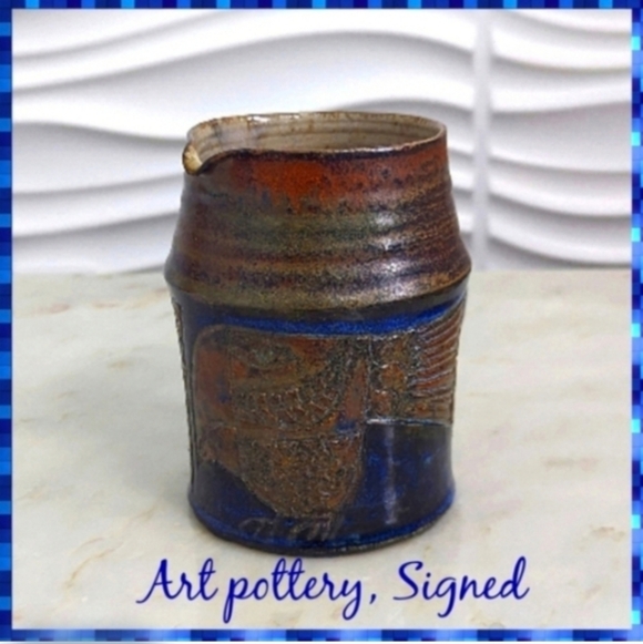 Art Pitcher Signed, Cobalt Blue Bird on Brown Pottery, Hand Crafted - Picture 3 of 9